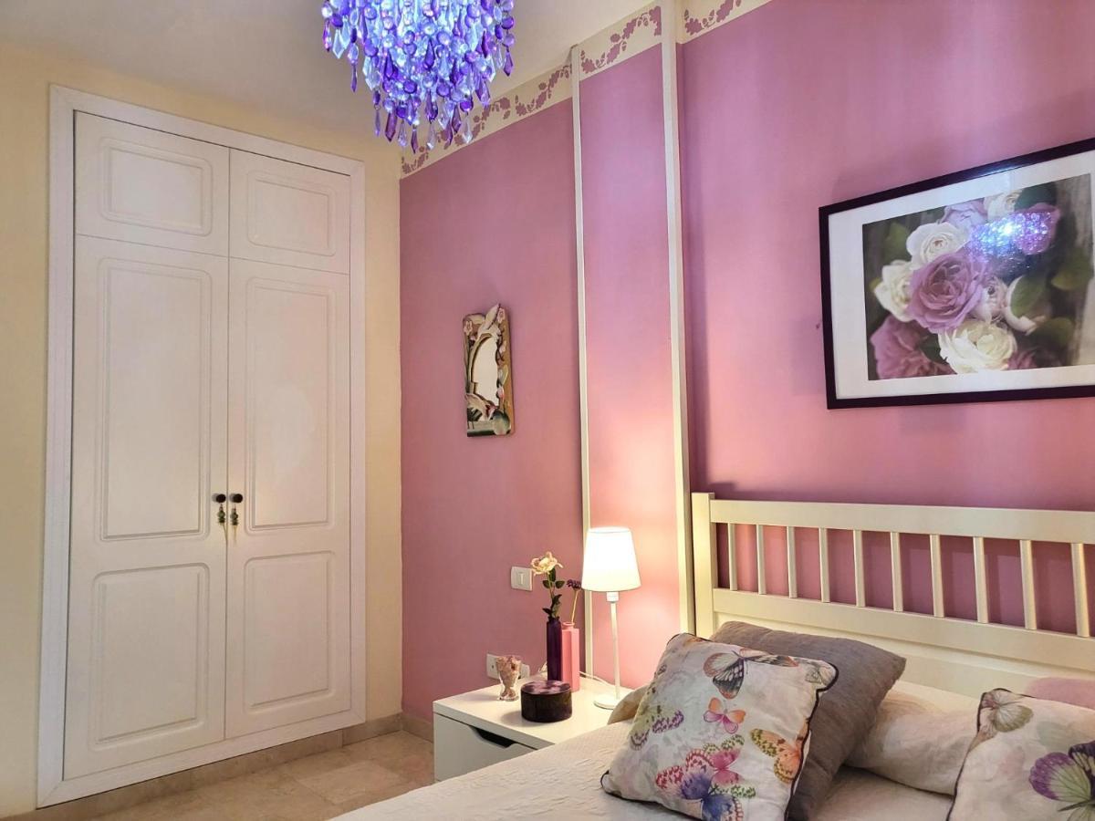 Oasis Palm Mar By Helloapartments 외부 사진