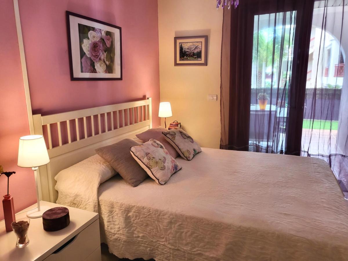 Oasis Palm Mar By Helloapartments 외부 사진