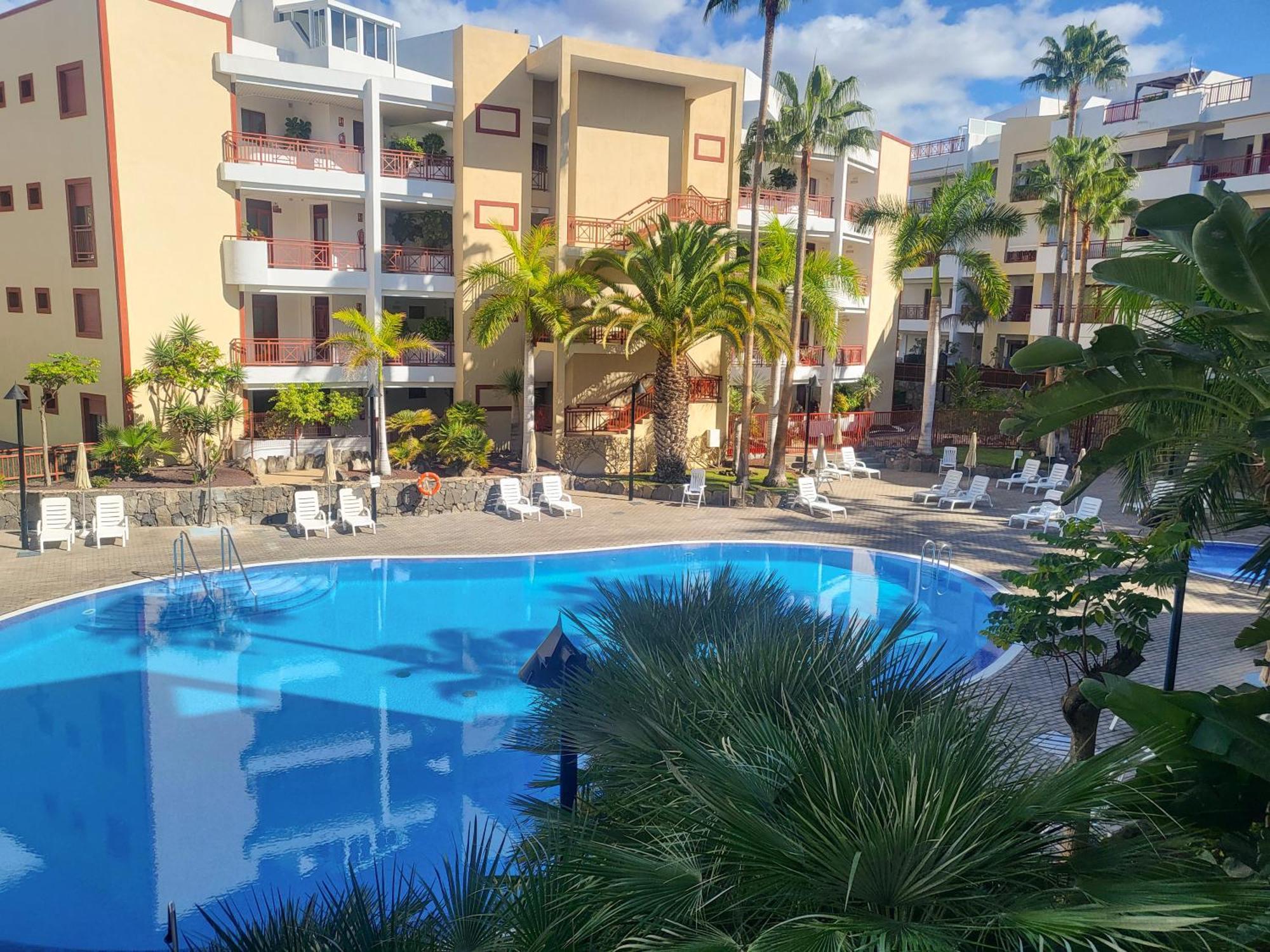 Oasis Palm Mar By Helloapartments 외부 사진